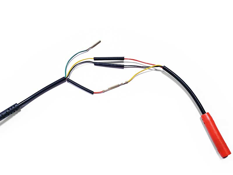 Connecting cable adapters